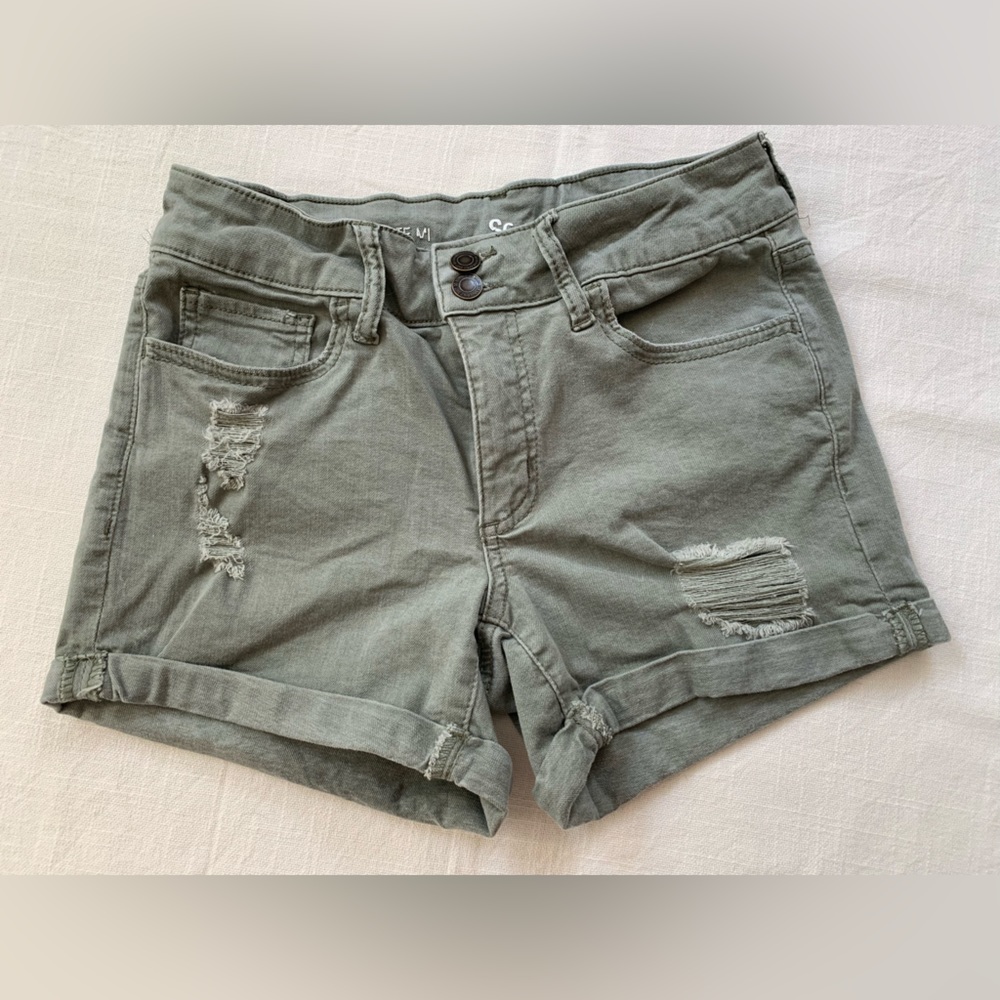 SO Sage Green Distressed Shorts Size 7